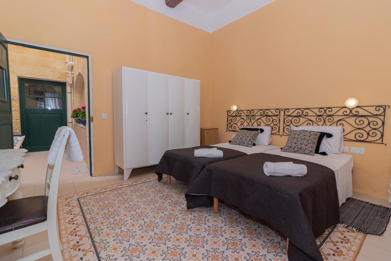 Casa Ricca Bed & Breakfast St. Paul's Bay Exterior photo